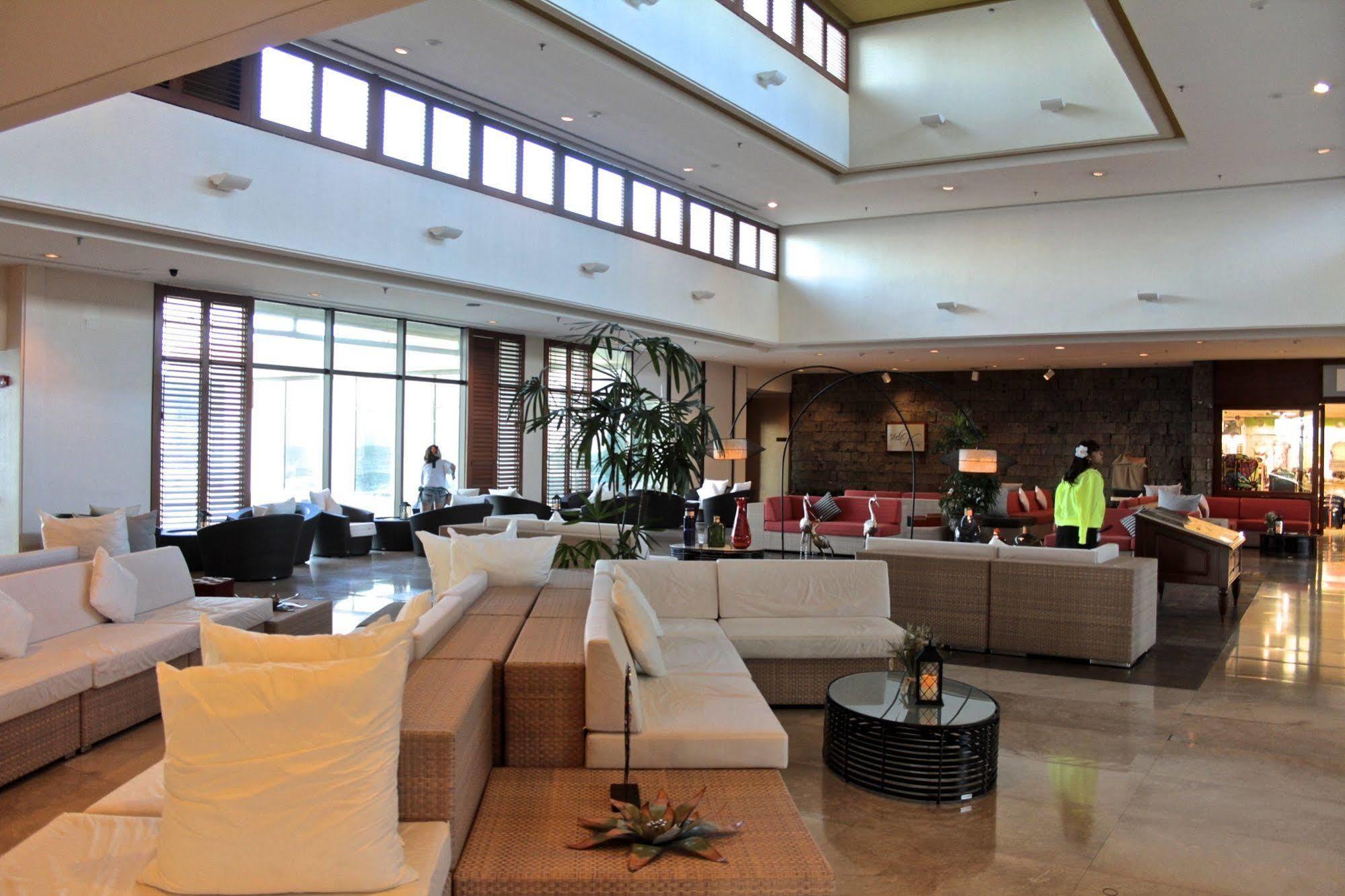 Pacific Star Resort & Spa Тамунинг Екстериор снимка