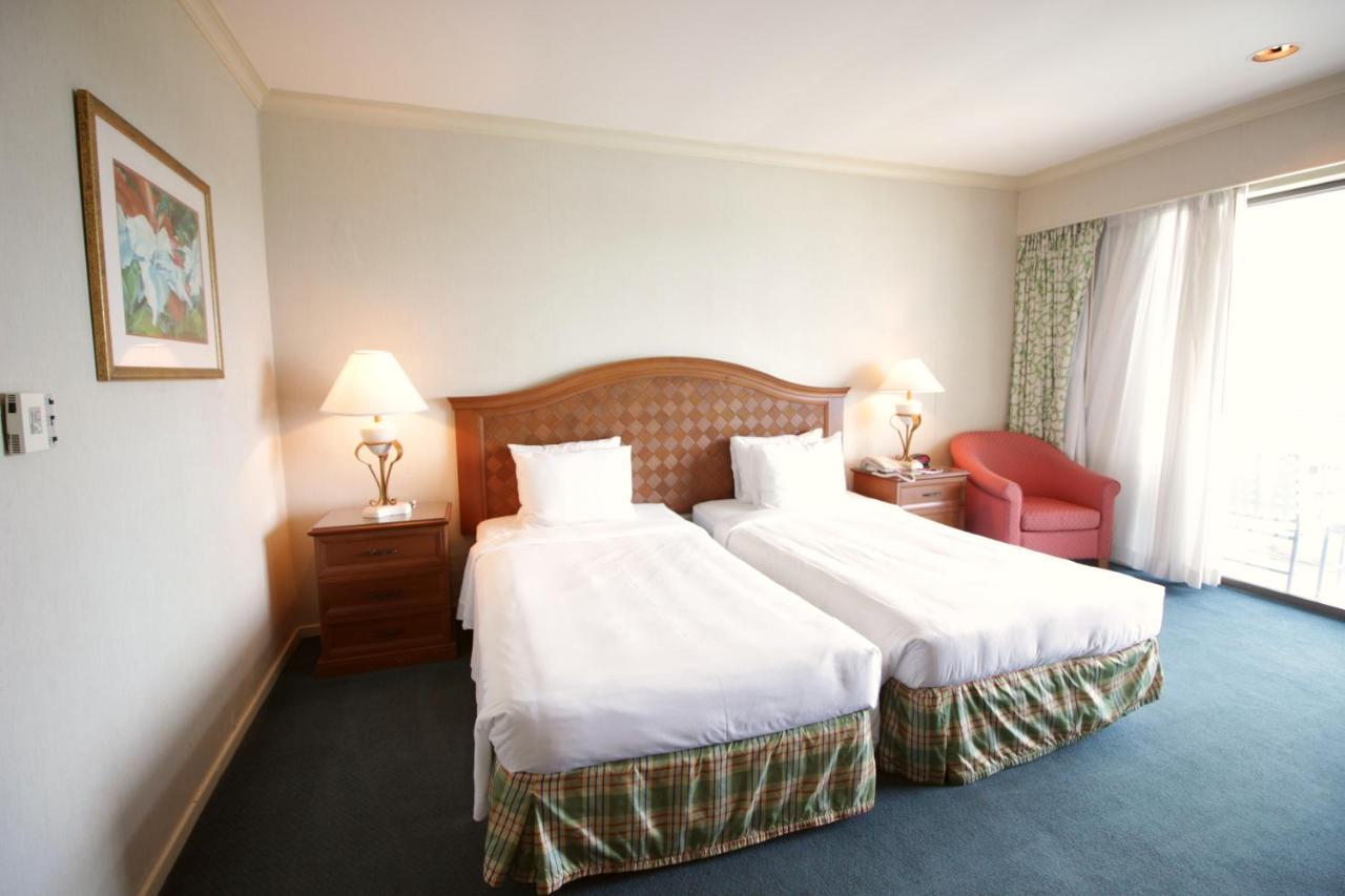 Pacific Star Resort & Spa Тамунинг Екстериор снимка